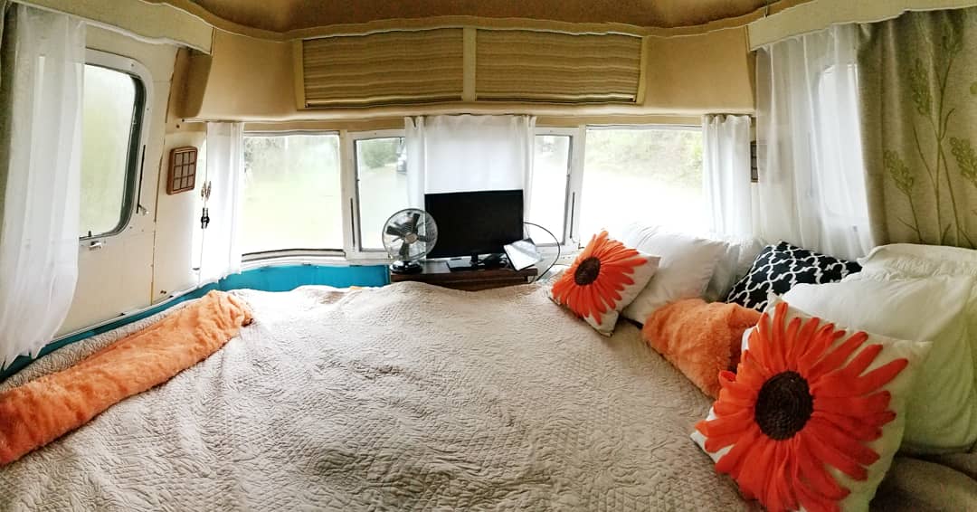 Airstream Converting Twins To King, Convert Twin Beds To King